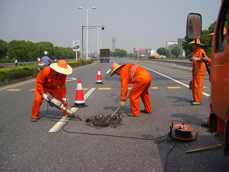 無錫市政公用工程中及時雨水管道疏通清洗能夠排除積水隱患