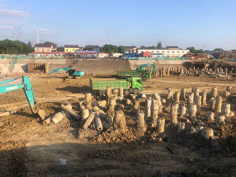 自卸汽車運輸是當前無錫土石方工程采用較多的運輸方法